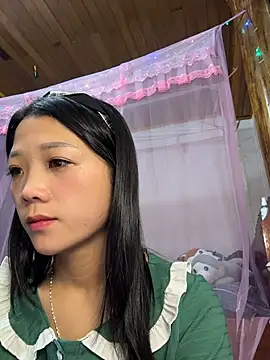 thaoyeuuu online show from 10.30.25