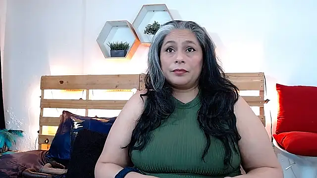 Snapshot of sheila_reeves2772 chatting on 10.01.25 sheila reeves2772 online show from 10.01.25