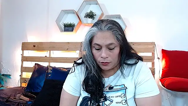 Snapshot of sheila_reeves2772 chatting on 10.02.25 sheila reeves2772 online show from 10.02.25