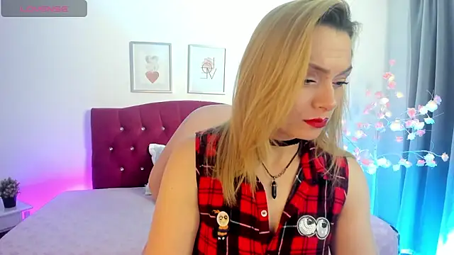 scarlett blake11 online show from 10.15.25