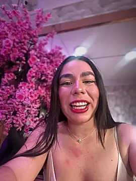 TessaCooper1 online show from 05.07.26
