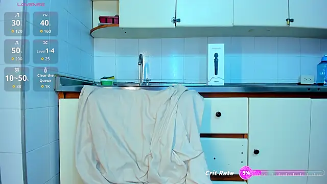 Snapshot of BustyGlow chatting on 10.17.25 BustyGlow online show from 10.17.25