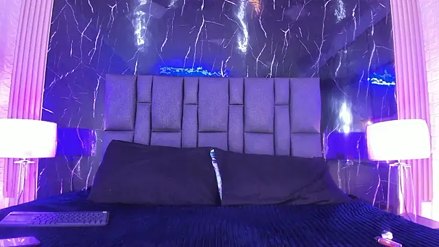 BustyGlow online show from 03.05.26