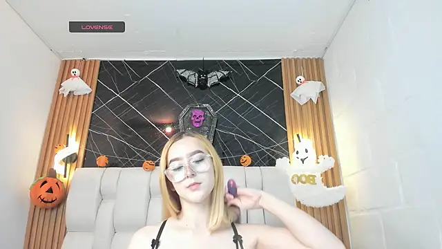 kristal joi dl online show from 10.26.25