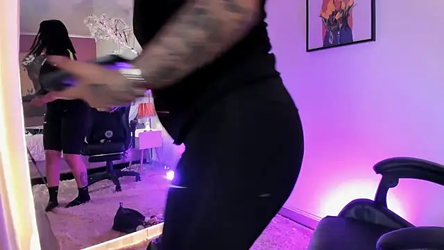 emy williams online show from 10.26.25