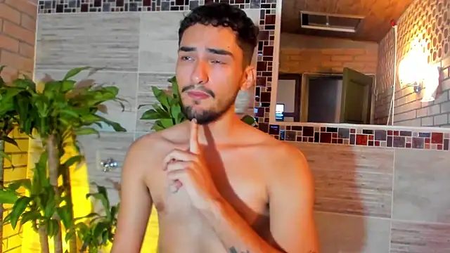 AlekRuizx online show from 09.26.25