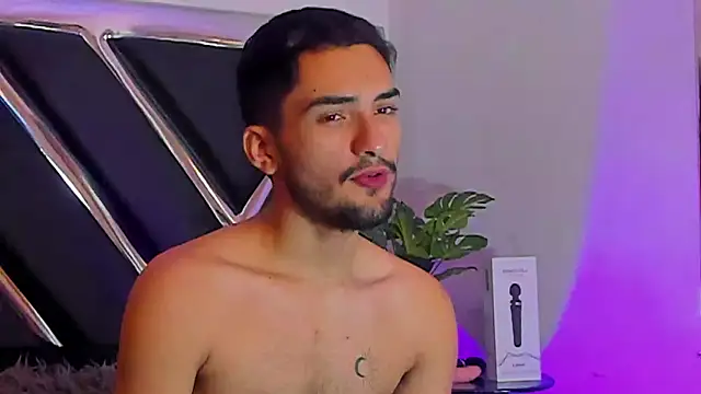 AlekRuizx online show from 09.27.25