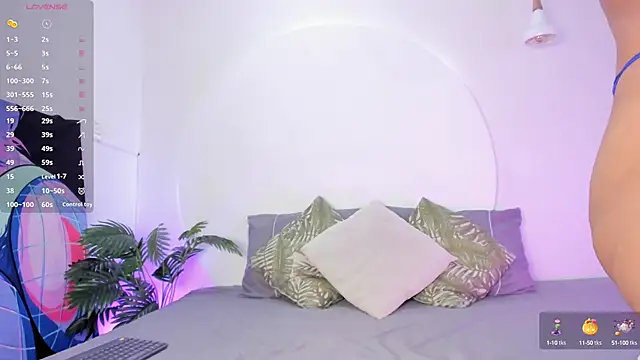 Isabella holmes online show from 09.09.25