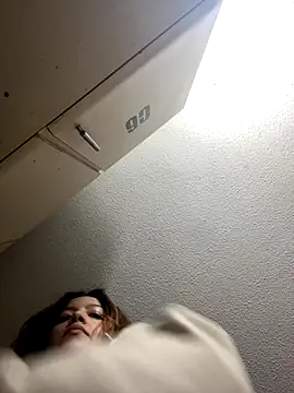 destiny69col online show from 10.15.25