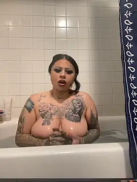 chicanachic13 online show from 09.21.25