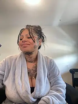 chicanachic13 online show from 09.21.25