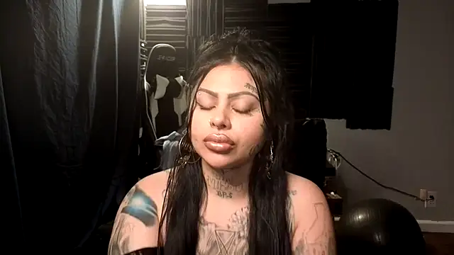 chicanachic13 online show from 10.30.25