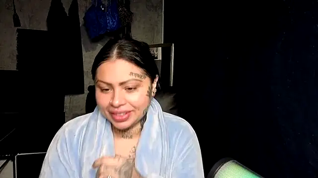 chicanachic13 online show from 11.23.25