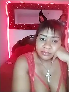 Snapshot of Zoey_Hot- chatting on 09.10.25 Zoey Hot- online show from 09.10.25