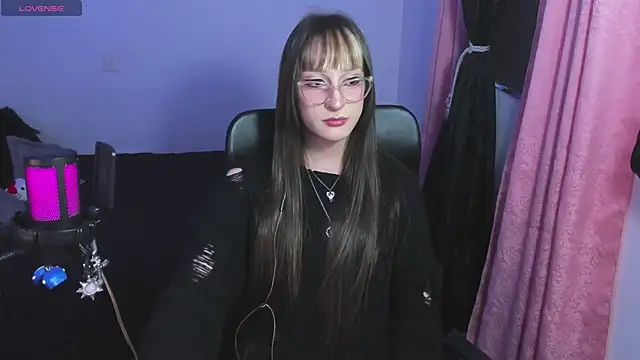 Snapshot of starrraura chatting on 03.18.26 starrraura online show from 03.18.26