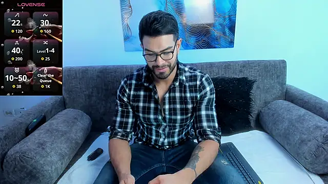 ZarekFox online show from 10.13.25