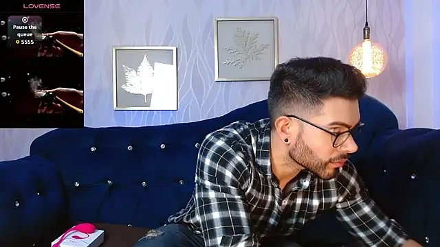 ZarekFox online show from 10.25.25