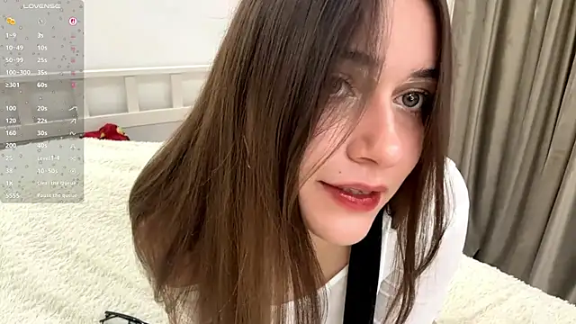 RachaelJuntunen online show from 09.17.25