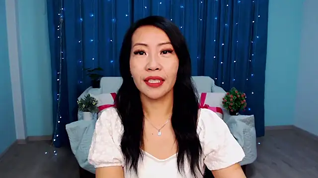 LiaPak online show from 09.30.25