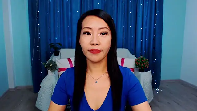 LiaPak online show from 10.09.25