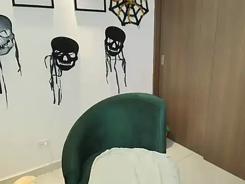 scarletevil online show from 10.30.25