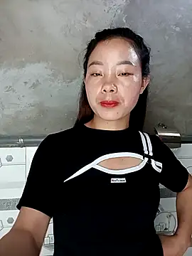 Snapshot of milo123-xx chatting on 09.15.25 milo123-xx online show from 09.15.25