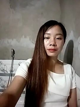 Snapshot of milo123-xx chatting on 10.05.25 milo123-xx online show from 10.05.25