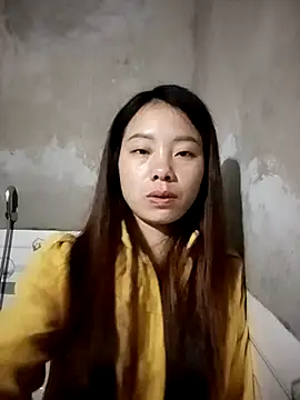 Snapshot of milo123-xx chatting on 10.06.25 milo123-xx online show from 10.06.25