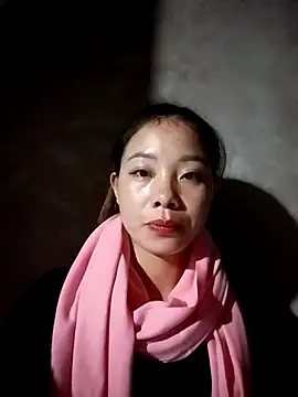 Snapshot of milo123-xx chatting on 10.15.25 milo123-xx online show from 10.15.25