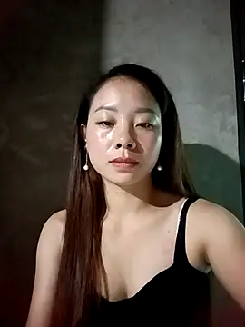 Snapshot of milo123-xx chatting on 10.19.25 milo123-xx online show from 10.19.25