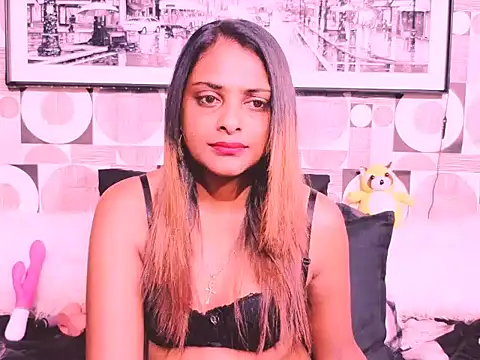 Snapshot of indianplaymatexx chatting on 10.12.25 indianplaymatexx online show from 10.12.25