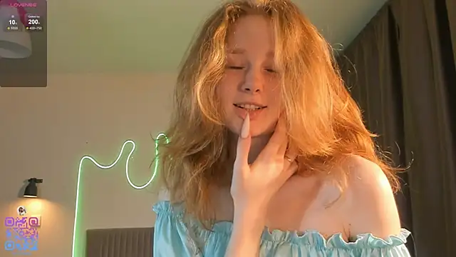 Snapshot of BreezeJam chatting on 10.14.25 BreezeJam online show from 10.14.25