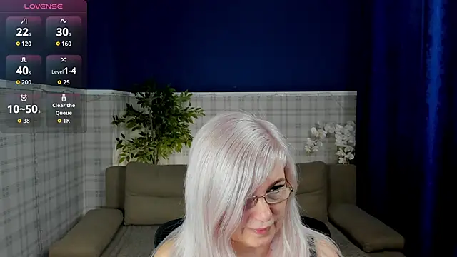 Hella Fabel online show from 05.09.26