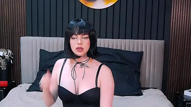 MilanaCeleste online show from 11.19.25