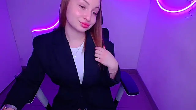 Snapshot of Rose_se chatting on 09.17.25 Rose se online show from 09.17.25