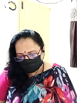 Snapshot of Ananya_flower chatting on 09.10.25 Ananya flower online show from 09.10.25