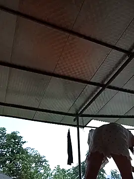 Snapshot of _Helala_ chatting on 09.21.25  Helala  online show from 09.21.25