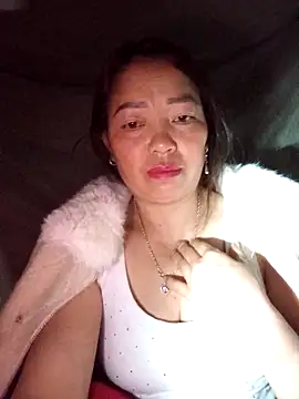 Snapshot of _Helala_ chatting on 09.25.25  Helala  online show from 09.25.25