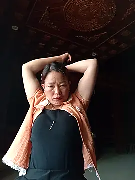 Snapshot of _Helala_ chatting on 10.12.25  Helala  online show from 10.12.25