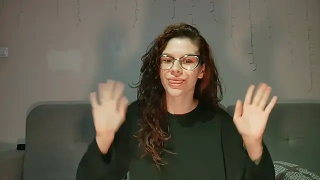 LaVostraDorothy online show from 05.11.26