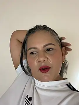Lucy Milf 474 online show from 05.23.26