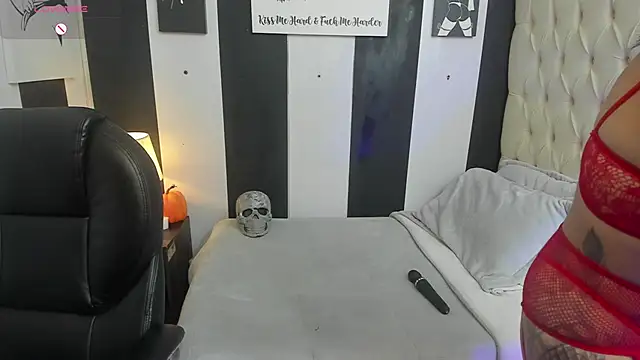 Snapshot of Melisa_ss chatting on 10.29.25 Melisa ss online show from 10.29.25