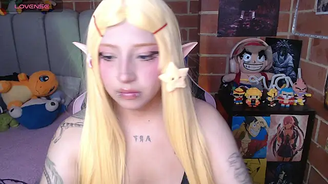 Snapshot of _alexa19pretty_ chatting on 07.15.26 alexa19pretty online show from 07.15.26