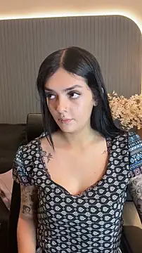 Snapshot of AliceRitter chatting on 02.04.26 AliceRitter online show from 02.04.26