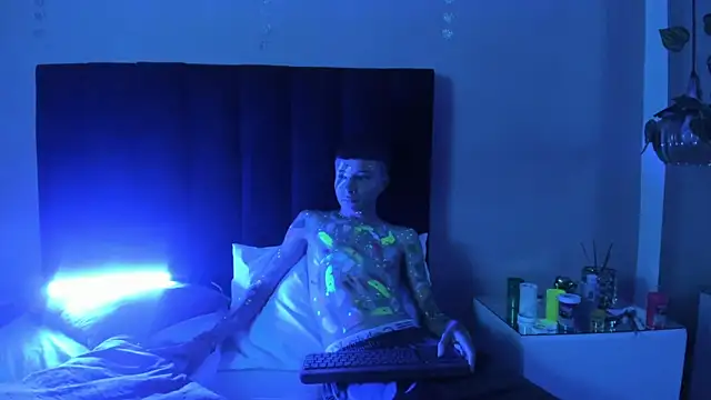 Nascary Fox online show from 09.17.25