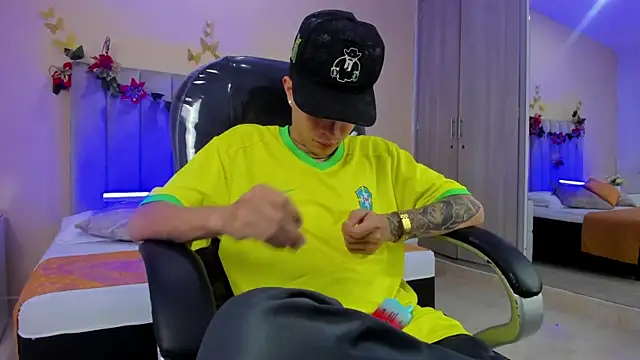 Nascary Fox online show from 12.22.25