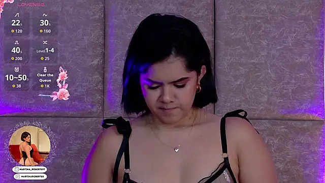 Martina-Roberts- online show from 10.27.25