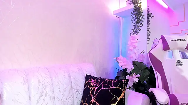 MadisonTylor online show from 10.22.25