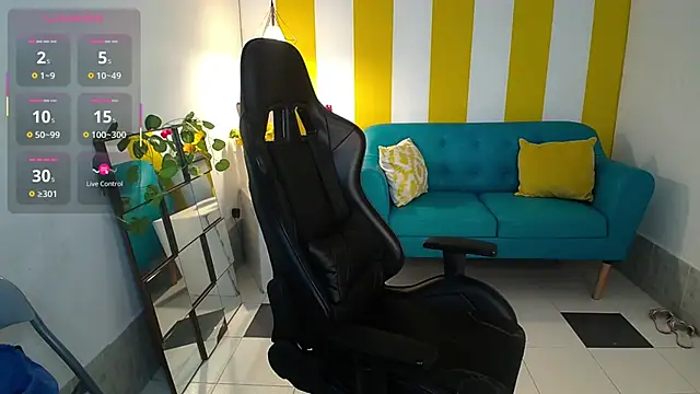 Snapshot of _alina_9 chatting on 09.19.25  alina 9 online show from 09.19.25