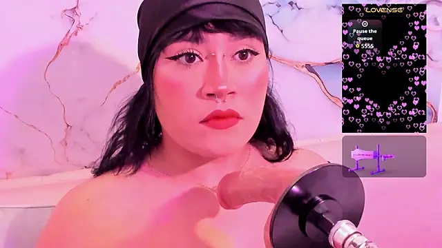 Snapshot of mia_yeager chatting on 10.15.25 mia yeager online show from 10.15.25